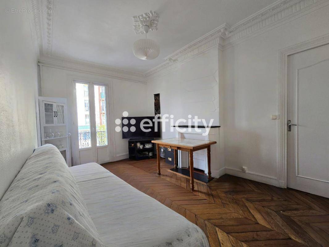 Appartement à LIVRY-GARGAN