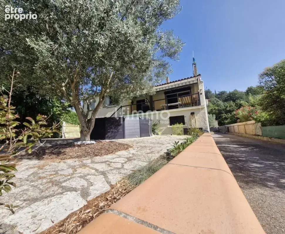 Maison familiale 98m² avec piscine et grands garages – Montazels - photo 3
