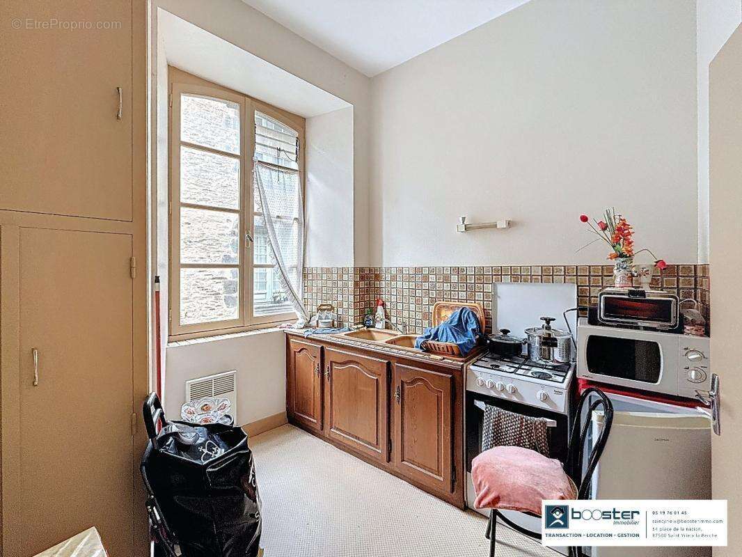 Appartement à SAINT-YRIEIX-LA-PERCHE