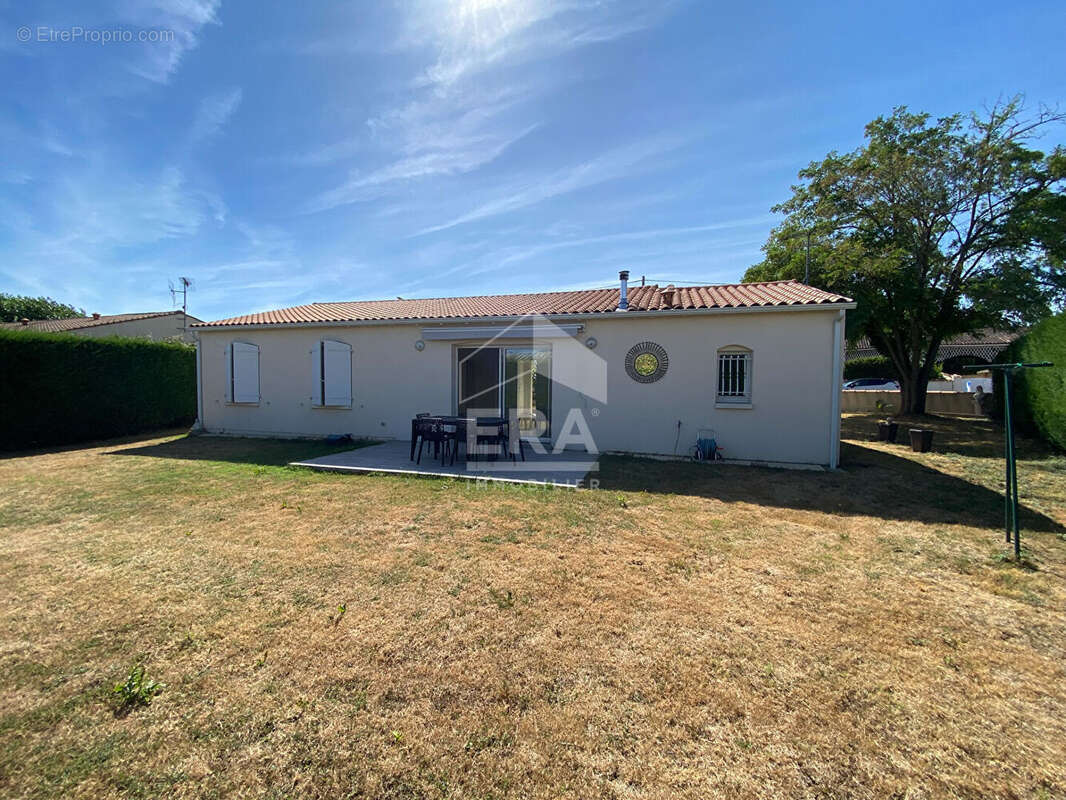 Maison 87m² à saint-georges-des-coteaux - photo 11