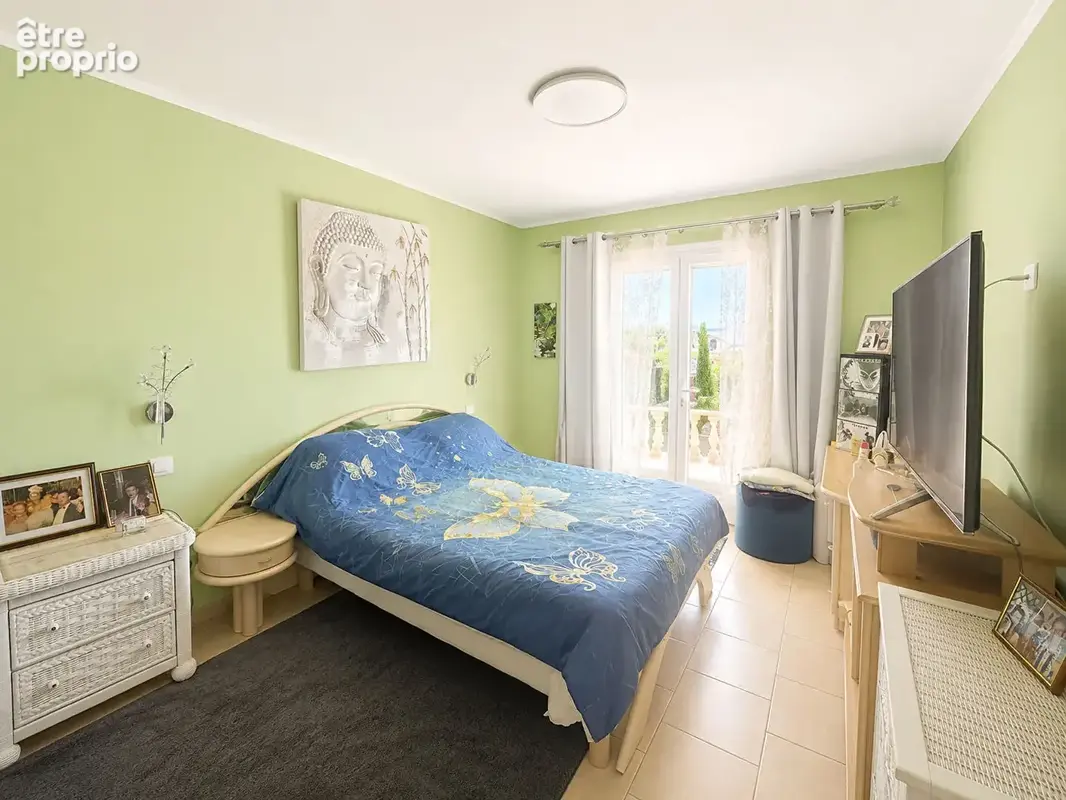 Villa 8 pièces avec piscine à Vidauban - Rare sur le marché ! - photo 6