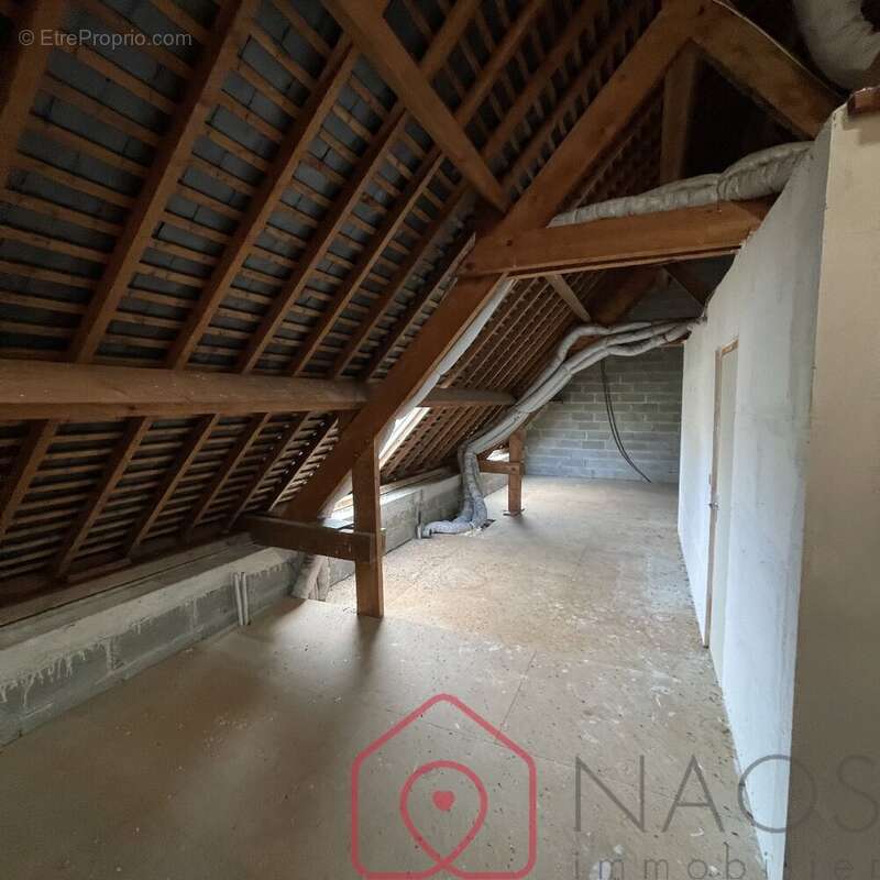 Maison à SAINT-HILAIRE-DU-HARCOUET