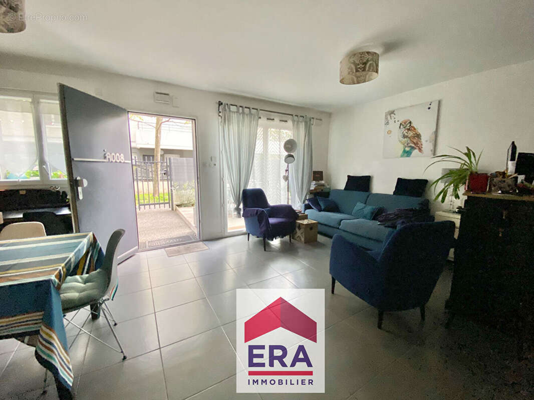 Appartement à SARTROUVILLE