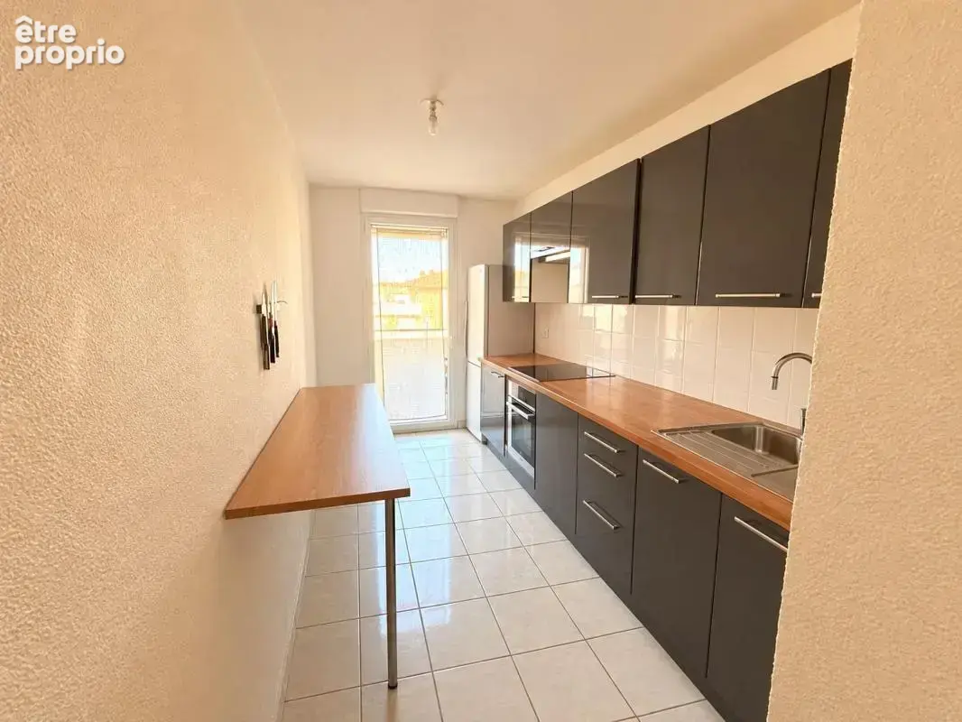 Appartement À Vendre - photo 3