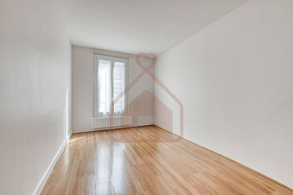 Appartement à IVRY-SUR-SEINE