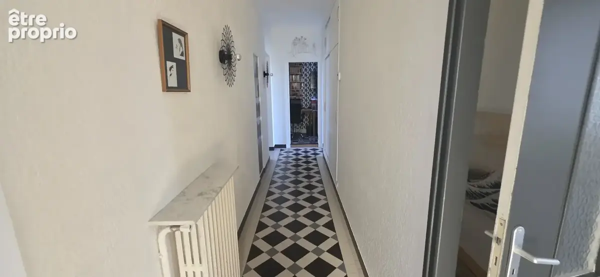 Poitiers Ouest : Maison renovée de 155m²hab. 6 ch . - photo 7