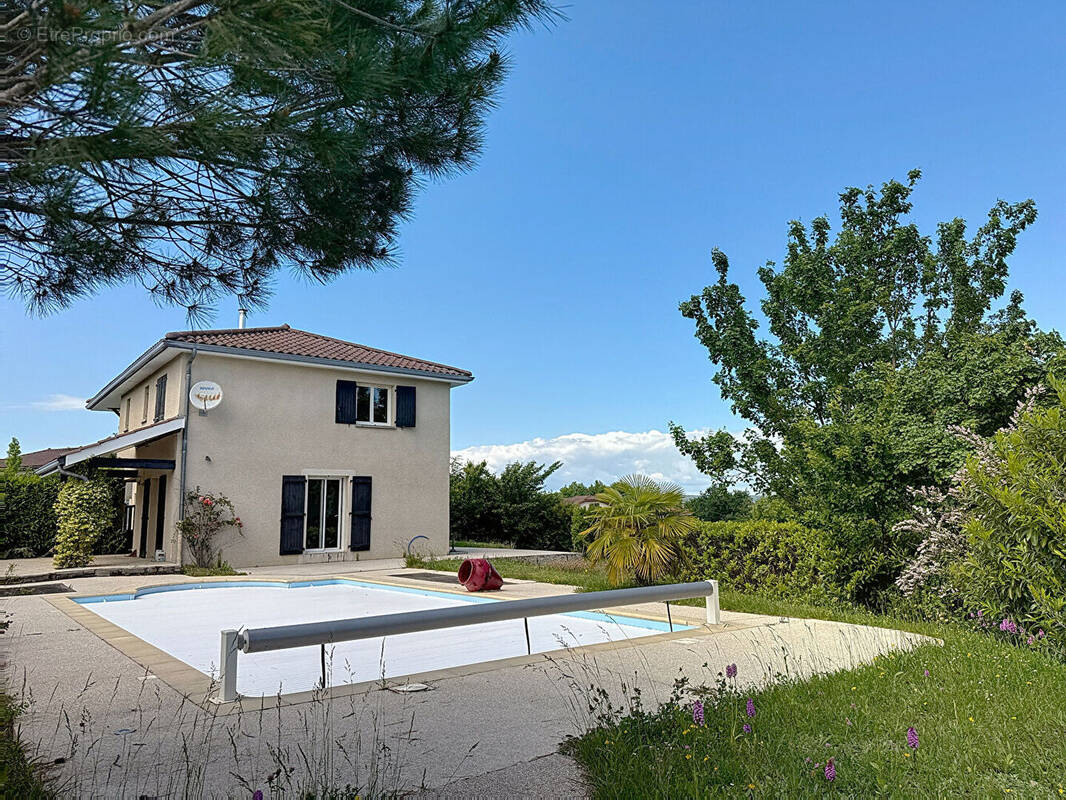 Maison à L'ISLE-D'ABEAU