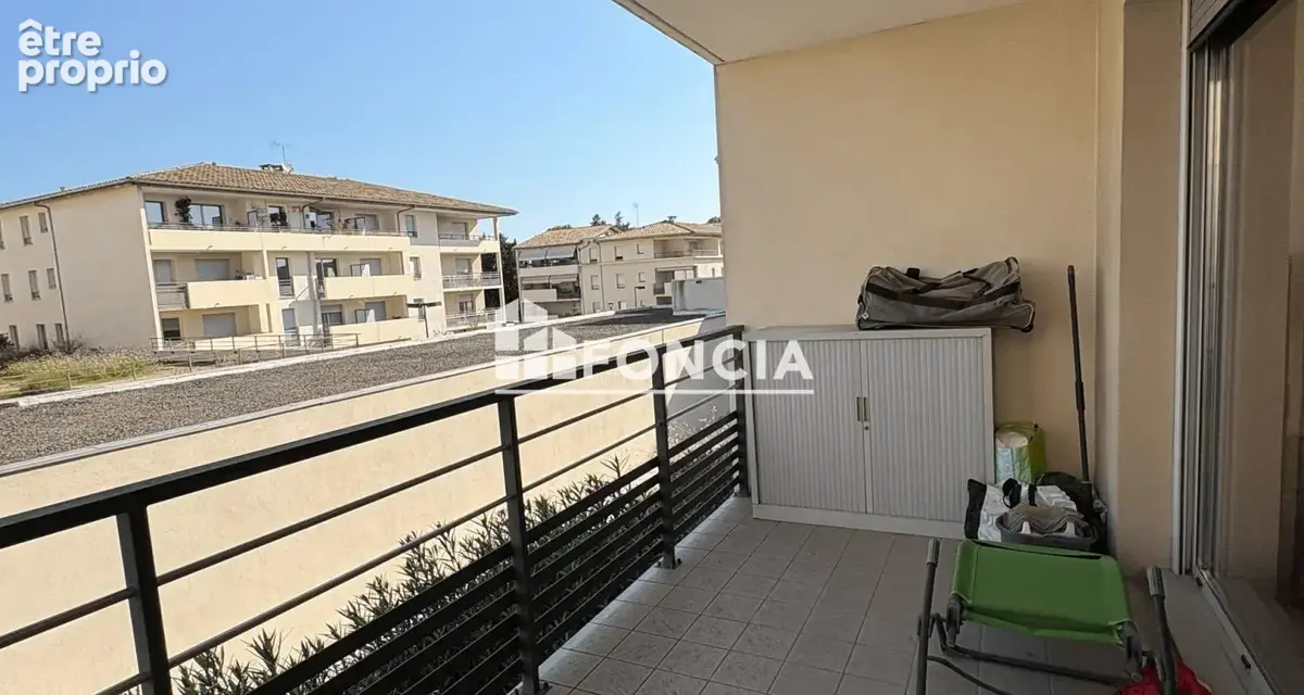 Orange : T2 avec balcon et parking, dans une résidence récente avec ascenseur - photo 6