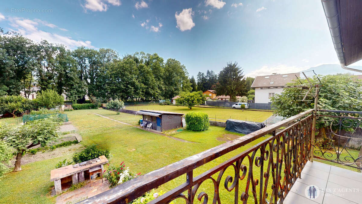 Appartement de 125 m² au 1er étage d'une maison avec terrain constructible d'environ 1 000 m² ? Saint-Martin-d'Hères - photo 11