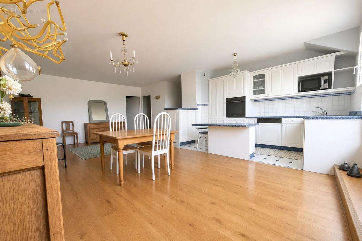 Appartement à VILLABE