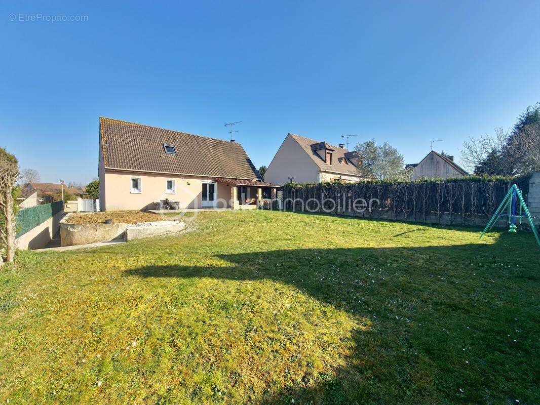 Maison à SAINT-PATHUS