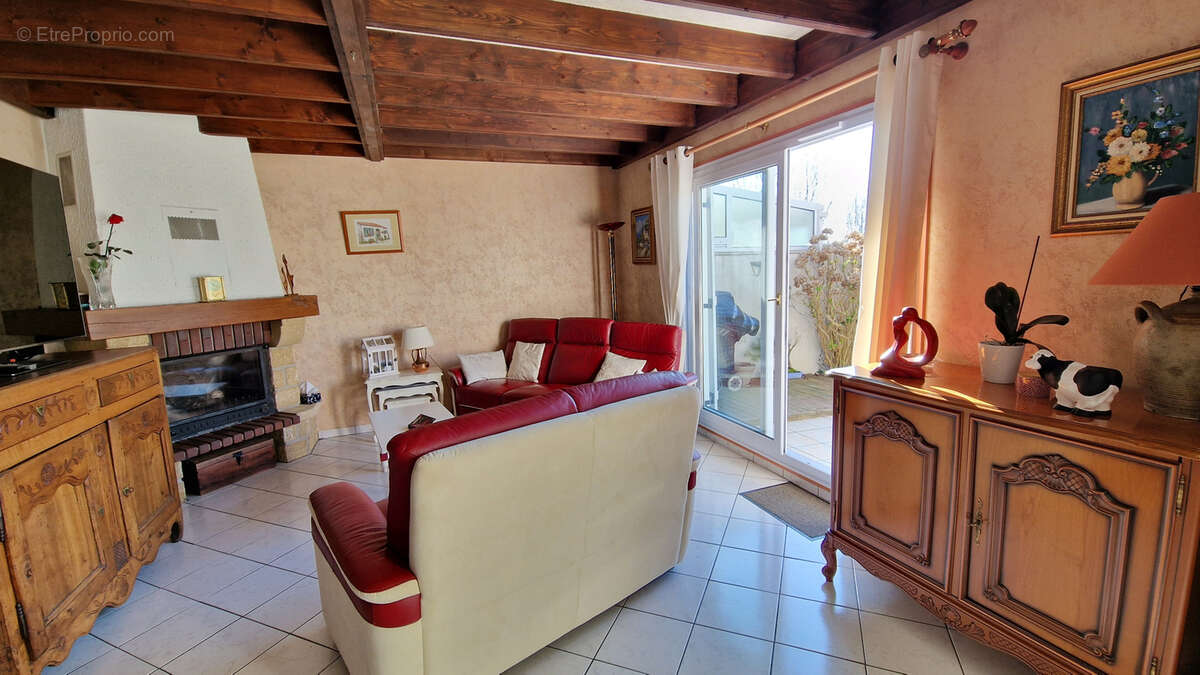 Maison à MARLY-LA-VILLE