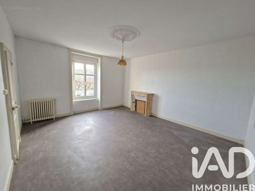 Photo 6 - Maison à SAINT-JUNIEN