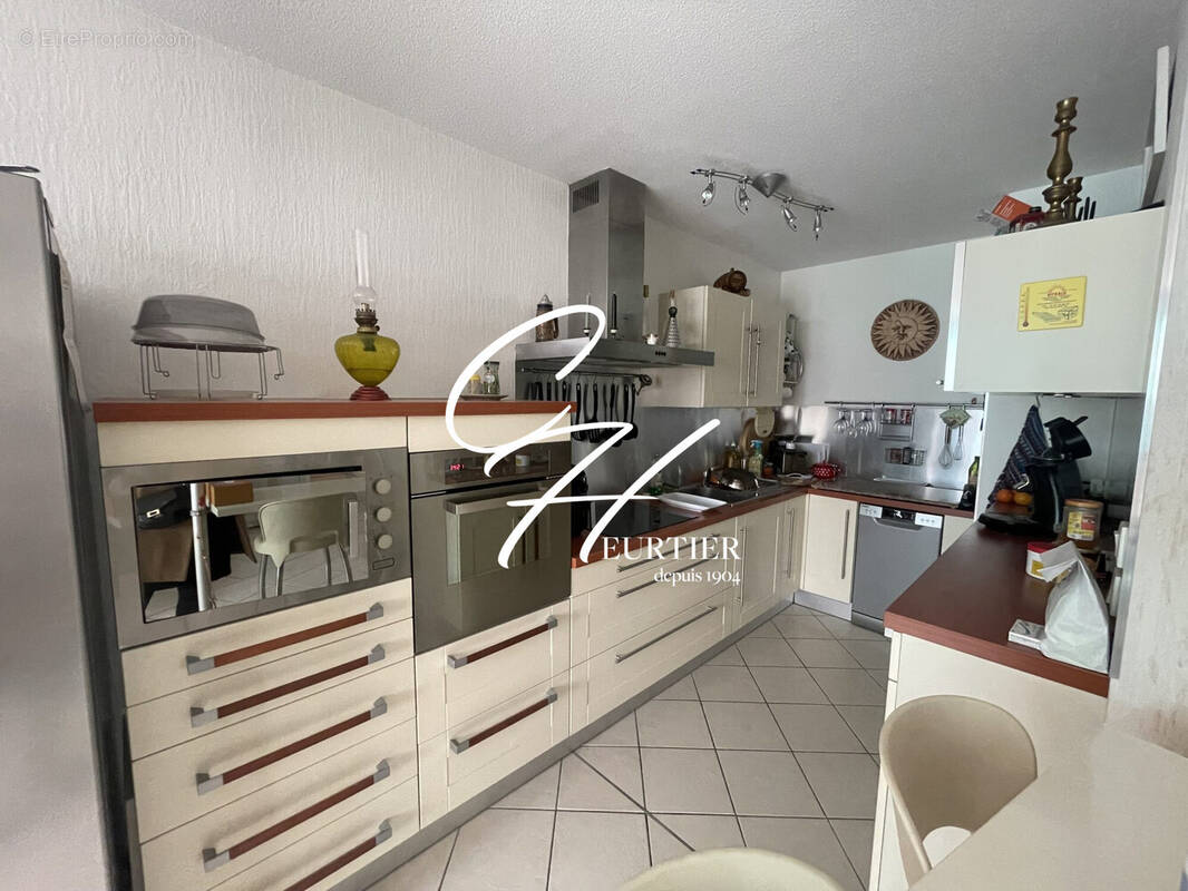 Appartement à ECHIROLLES