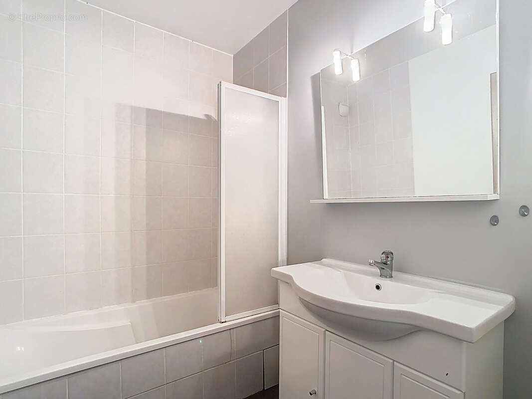 Appartement à LATOUR-BAS-ELNE