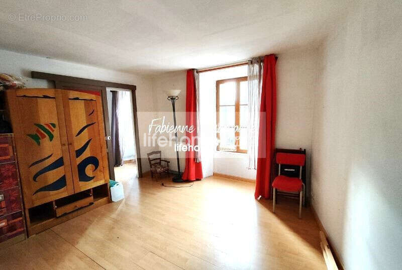 Maison à SAINT-BENOIT-DU-SAULT