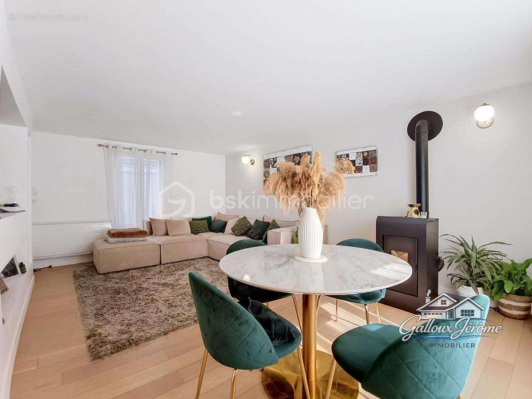 Maison sur la commune de Moussy le Vieux - photo 3