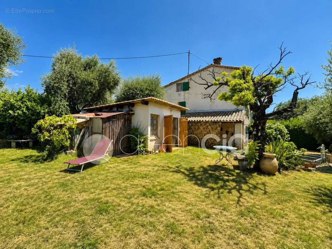 Plan de grasse  maison type mas provencal  232 m2 - photo 4