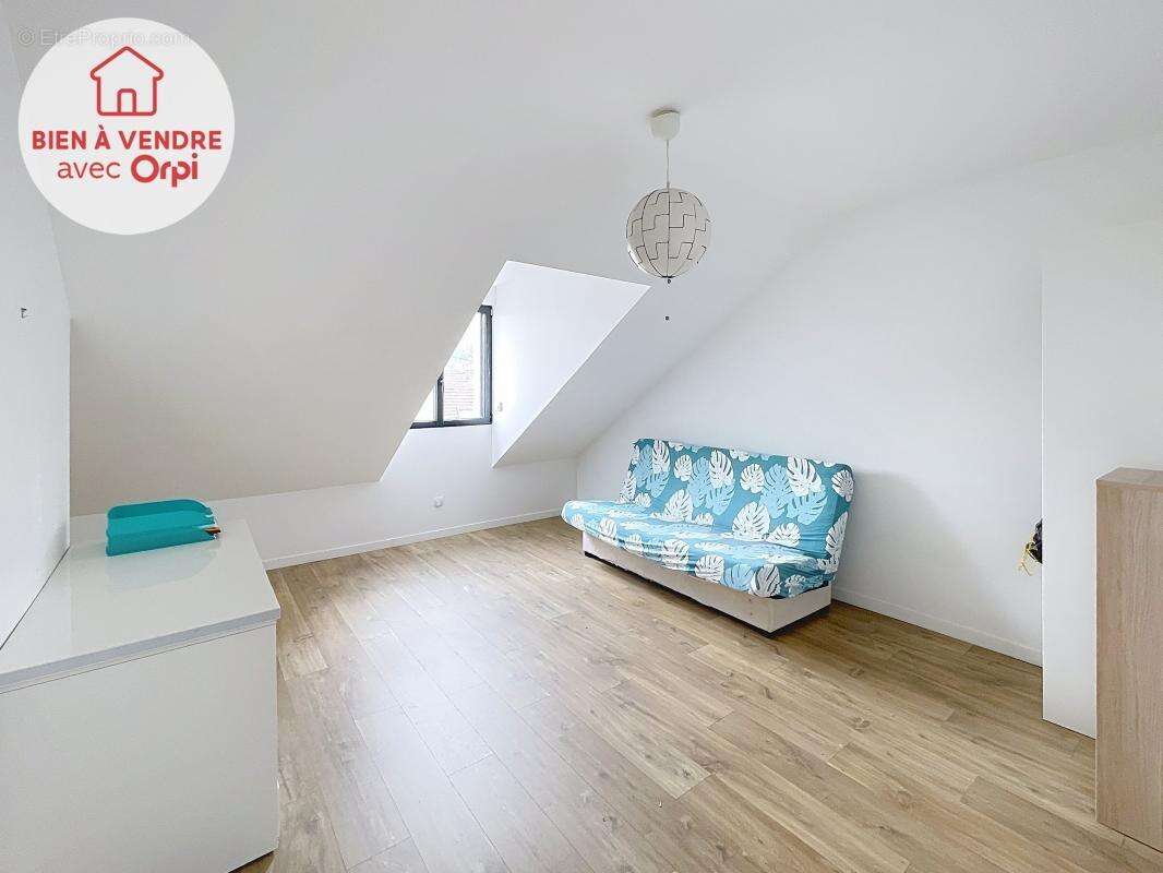 Maison à OINVILLE-SUR-MONTCIENT