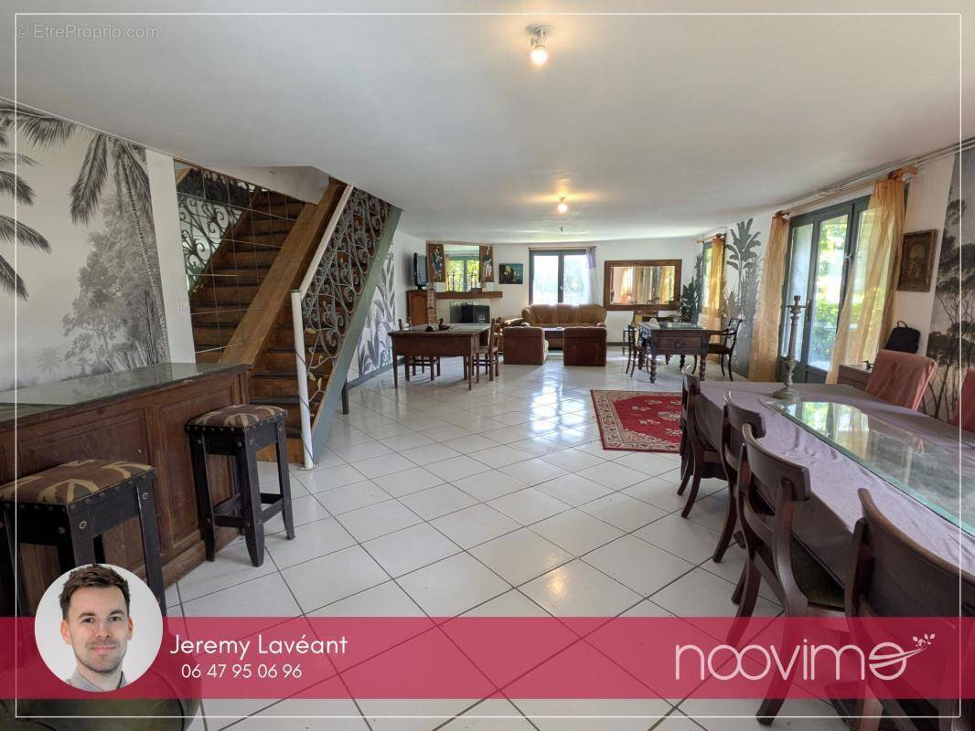 Maison à TREILLIERES