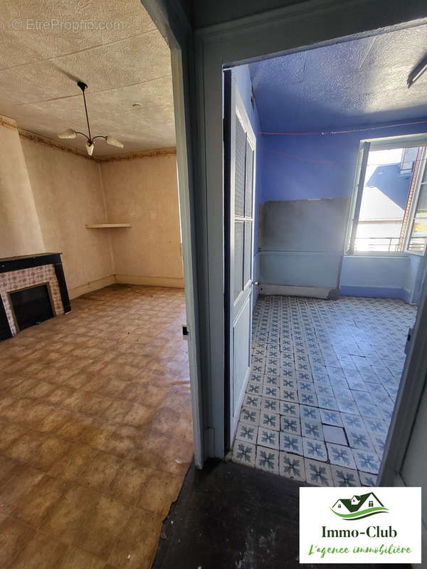 Appartement à CHATEAU-CHINON(VILLE)