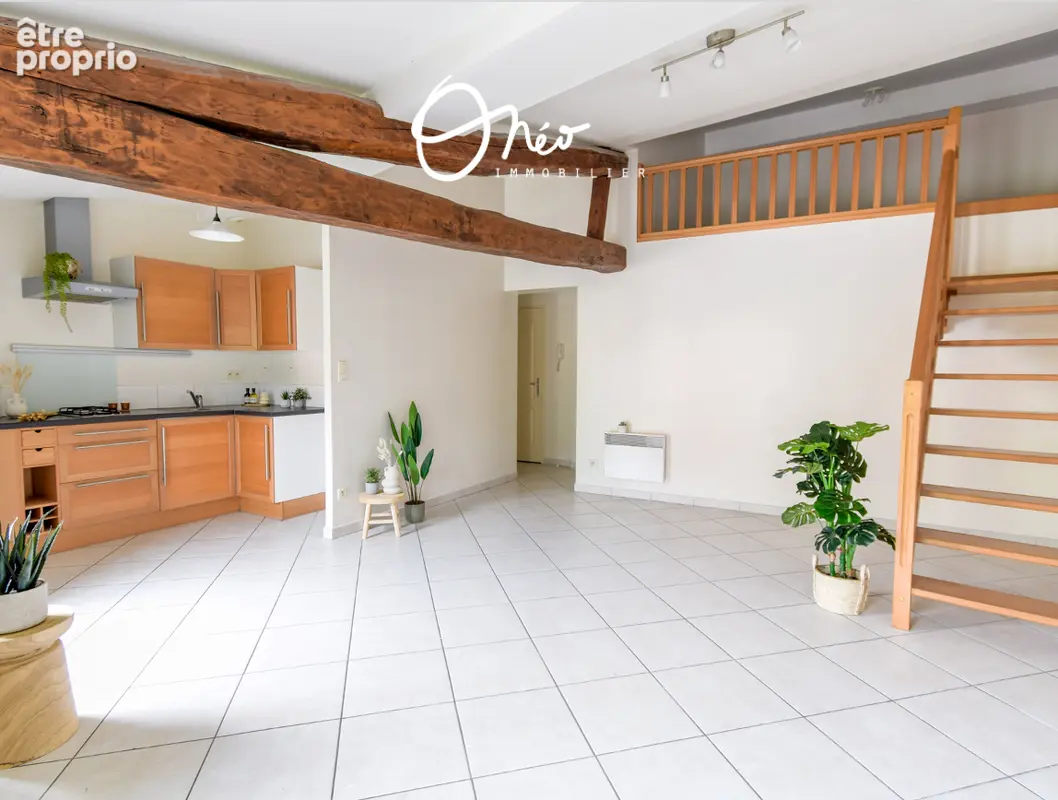 Appartement T1 BIS de 31 m2 avec mezzanine - Coeur village Condrieu - photo 1