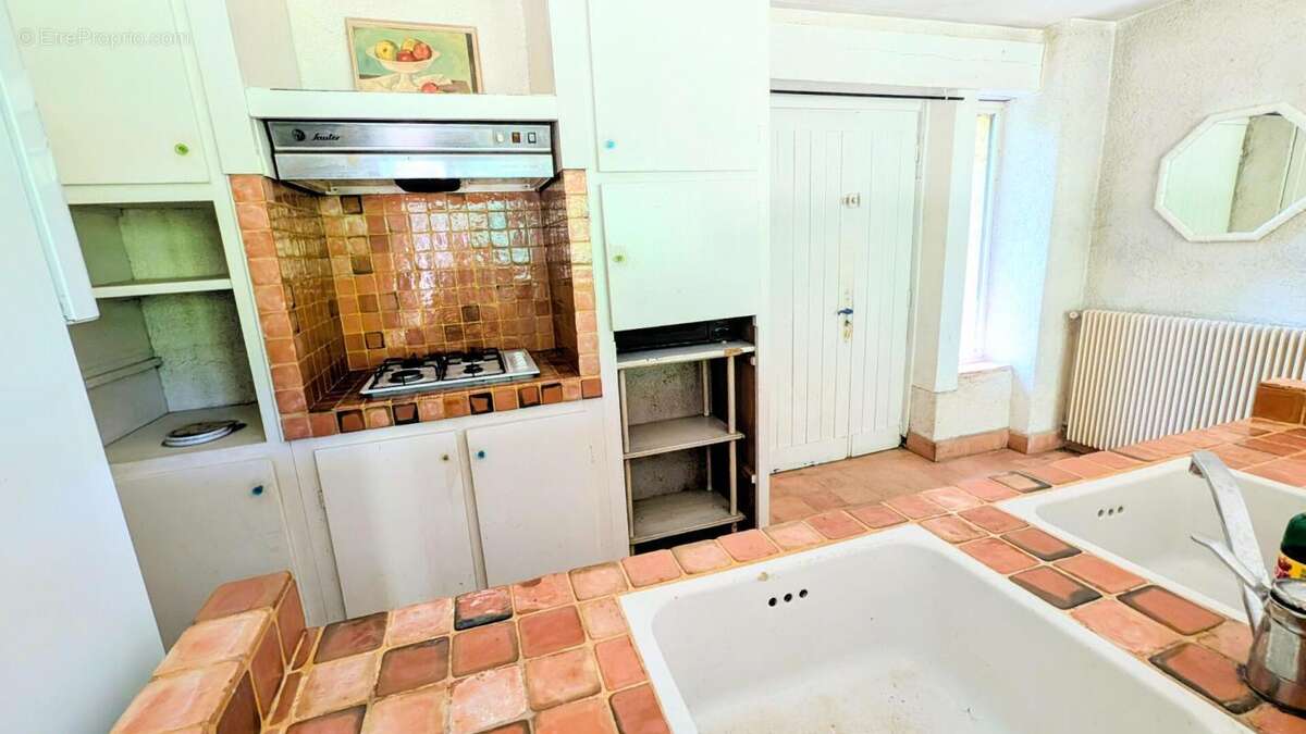 Longère atypique à faire revivre de 200m2 - photo 2