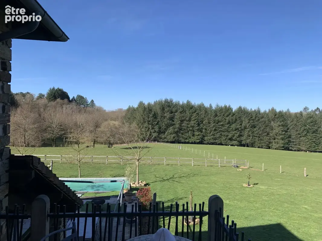 Bien rare à la campagne sur plus de 8 hectares - photo 20