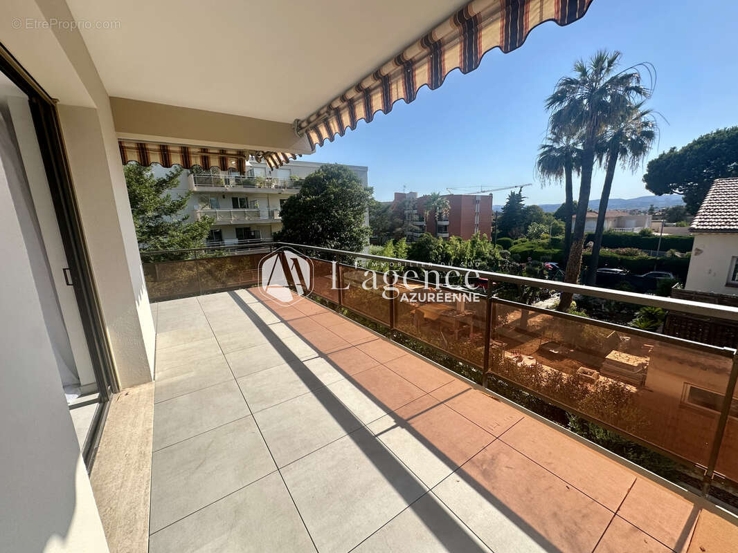 Saint laurent du var - tzanck - appartement 4 pieces 132 m2 terrasse - stationnements - photo 3