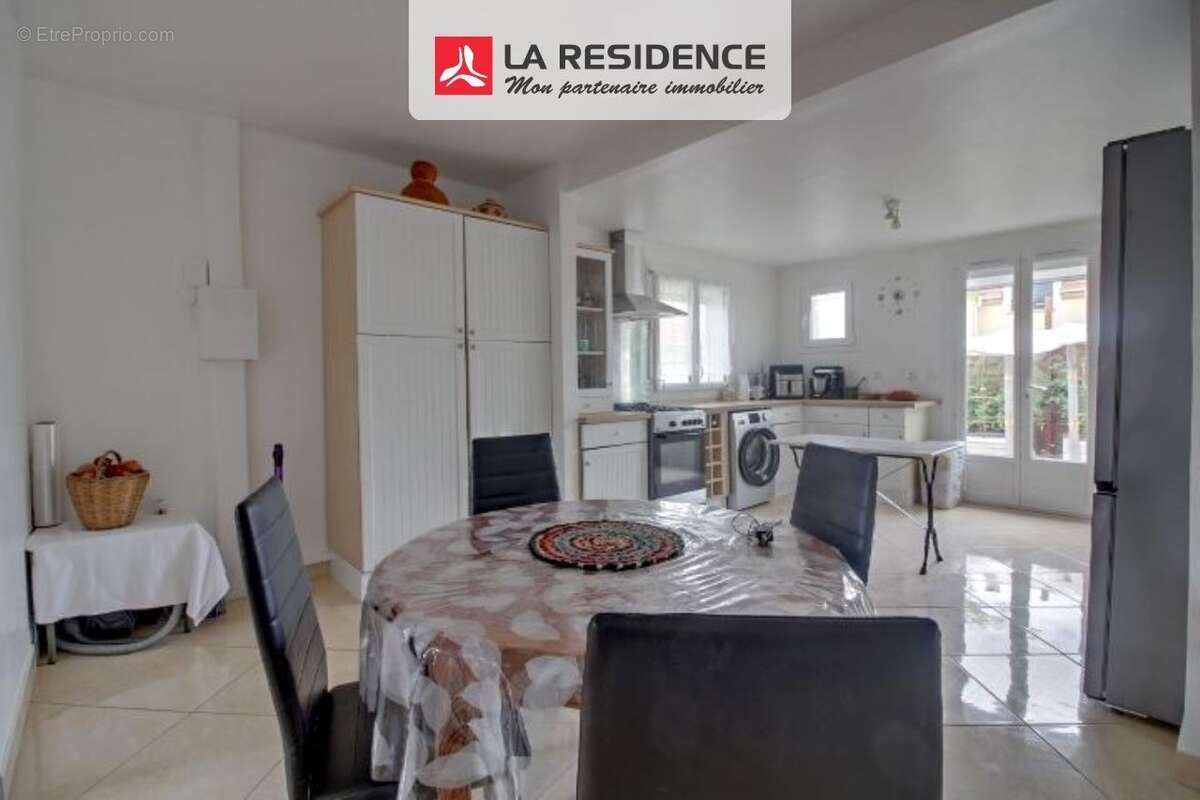 Maison 90 m² à Aubergenville  - photo 4