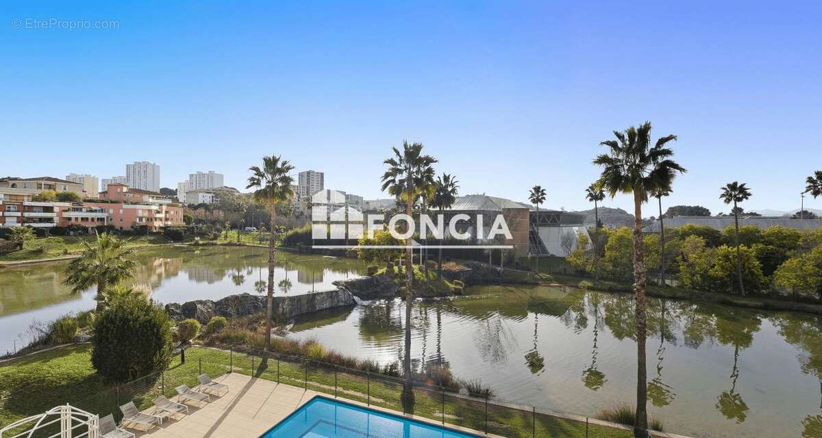 Appartement à LE CANNET