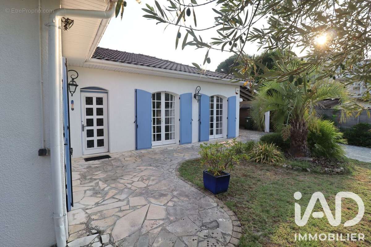 Maison 145 m² à Gradignan  - photo 2