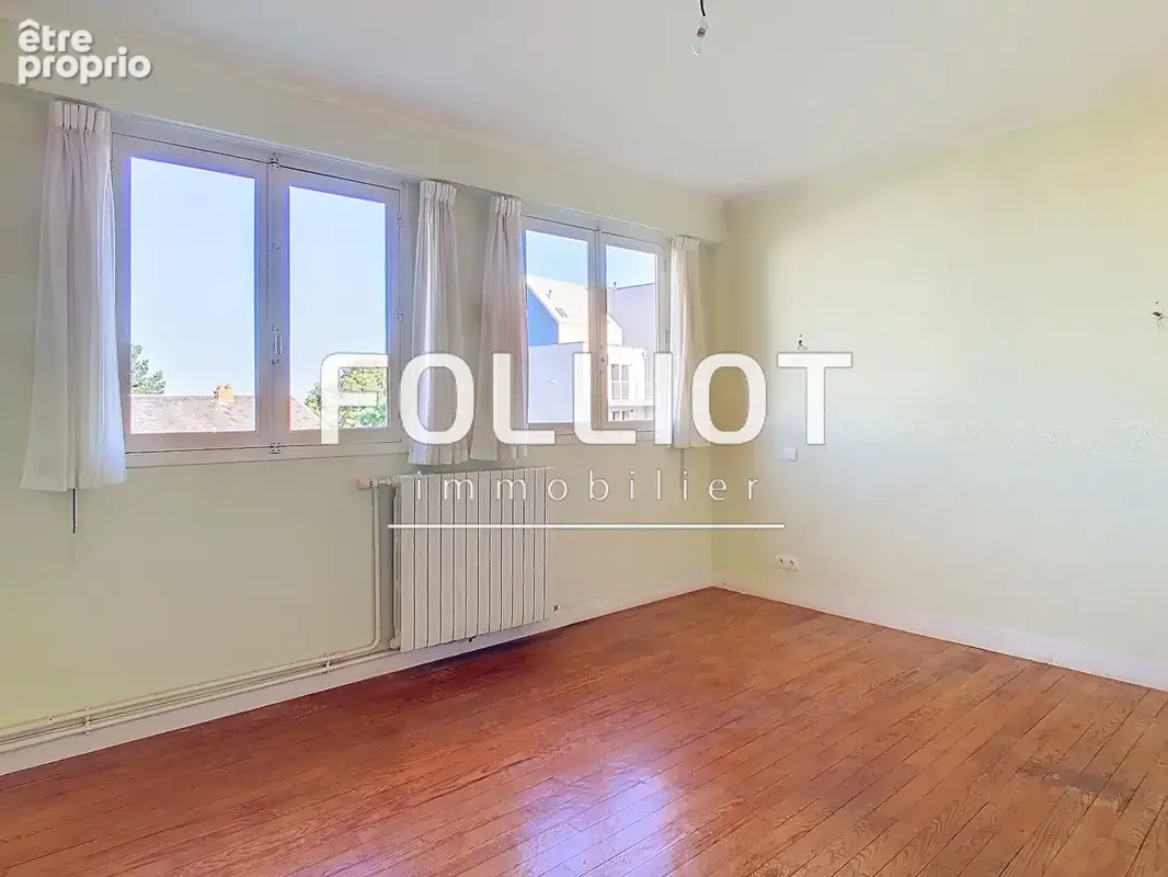 Maison de 6 pièces avec 4 chambres à vendre à DONVILLE LES BAINS - photo 13