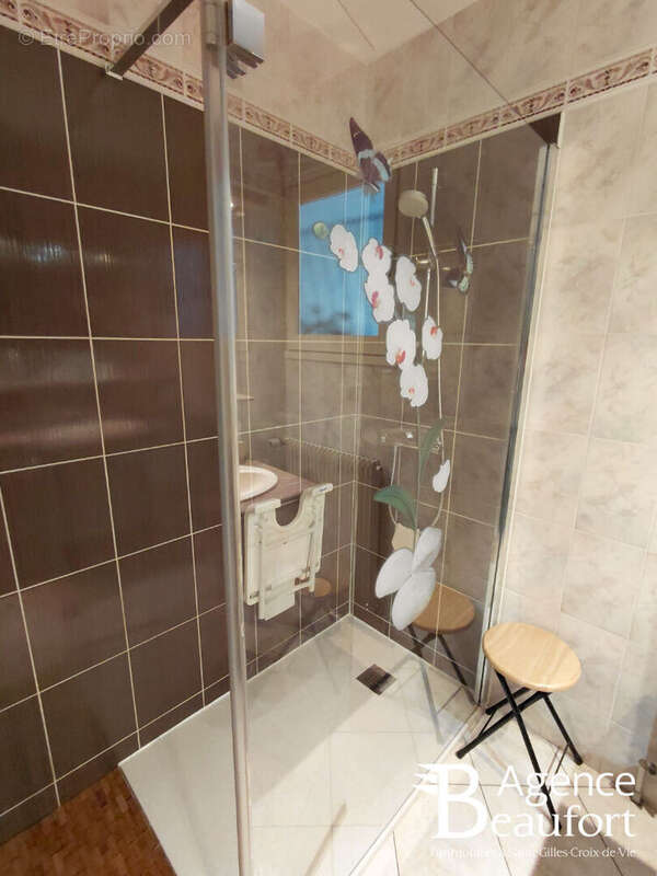 Maison - Givrand - La Nouette - photo 12