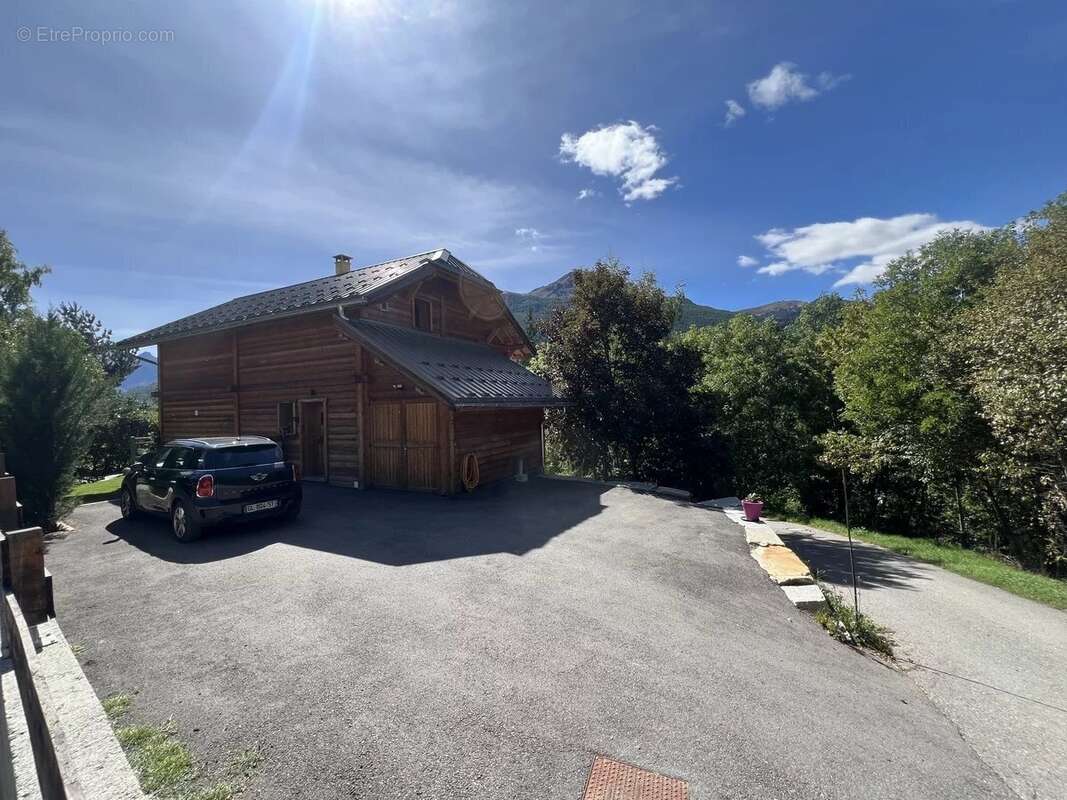 Maison à SAINT-CHAFFREY