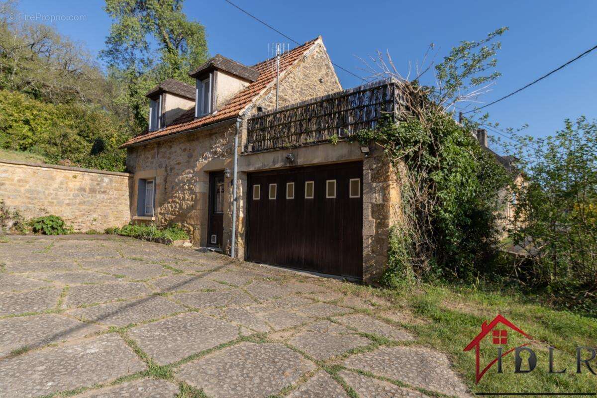 Maison à GROLEJAC