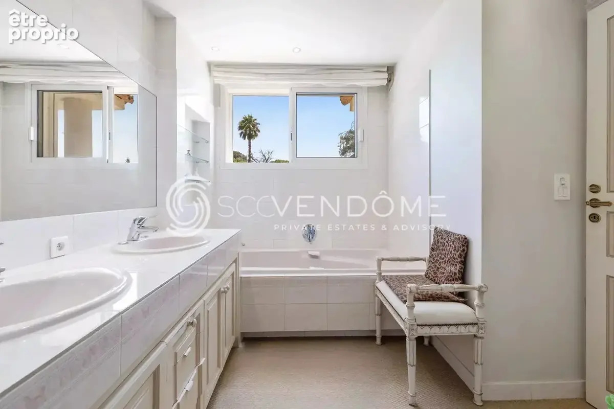 Cannes californie  villa provencale et annexes terrain plat a vendre - photo 11