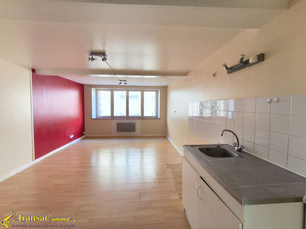 Appartement à THIERS