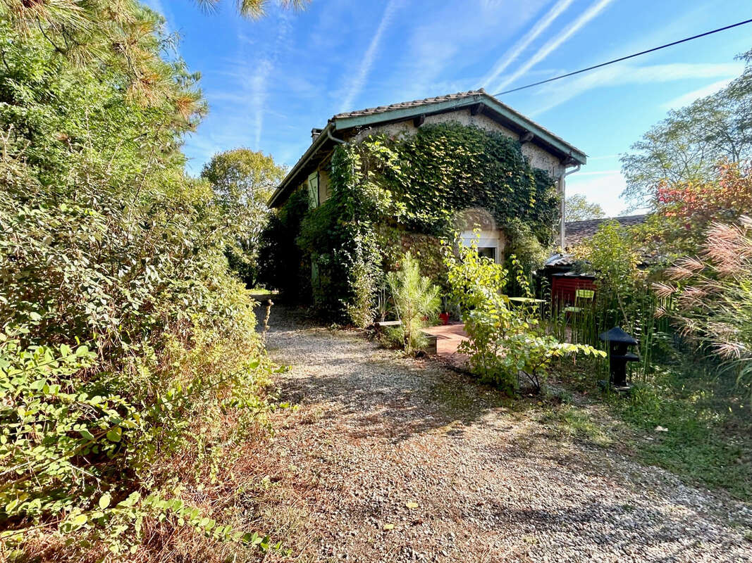 Maison à SAINT-MACAIRE