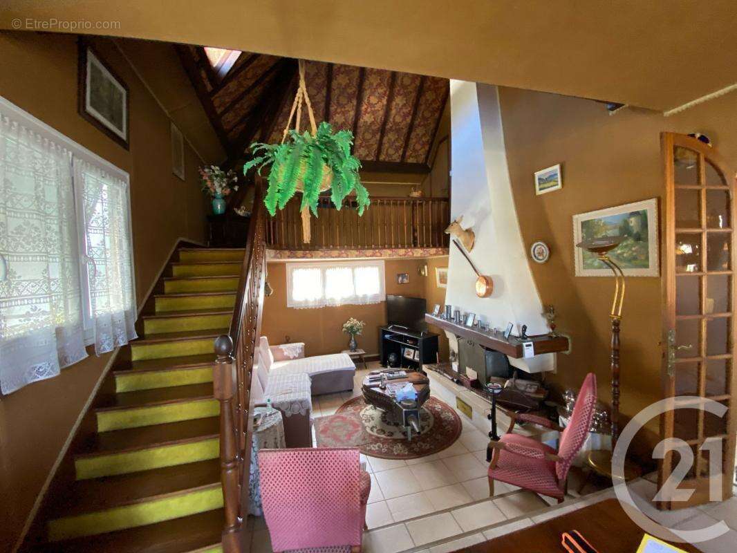 Maison à RILHAC-RANCON