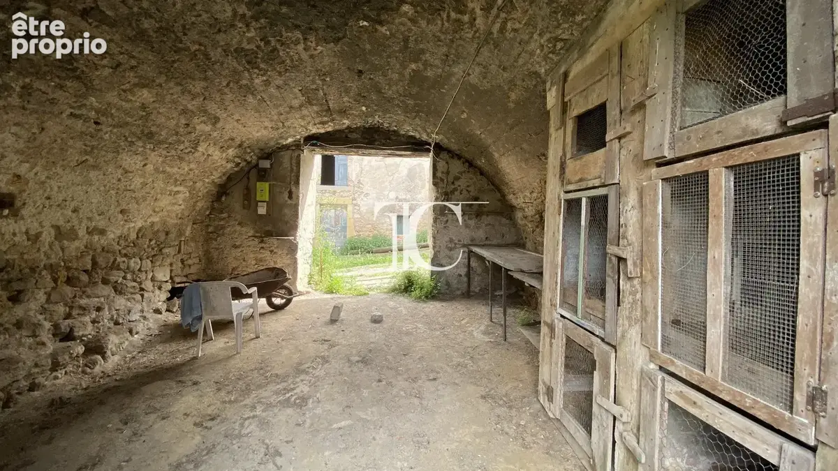 Ales, propriete avec maison de maitre, anciens batiments agricoles, sur 1,34 hectares - photo 14