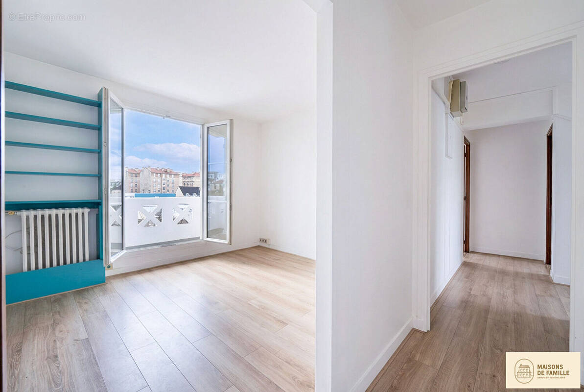 Appartement à COLOMBES