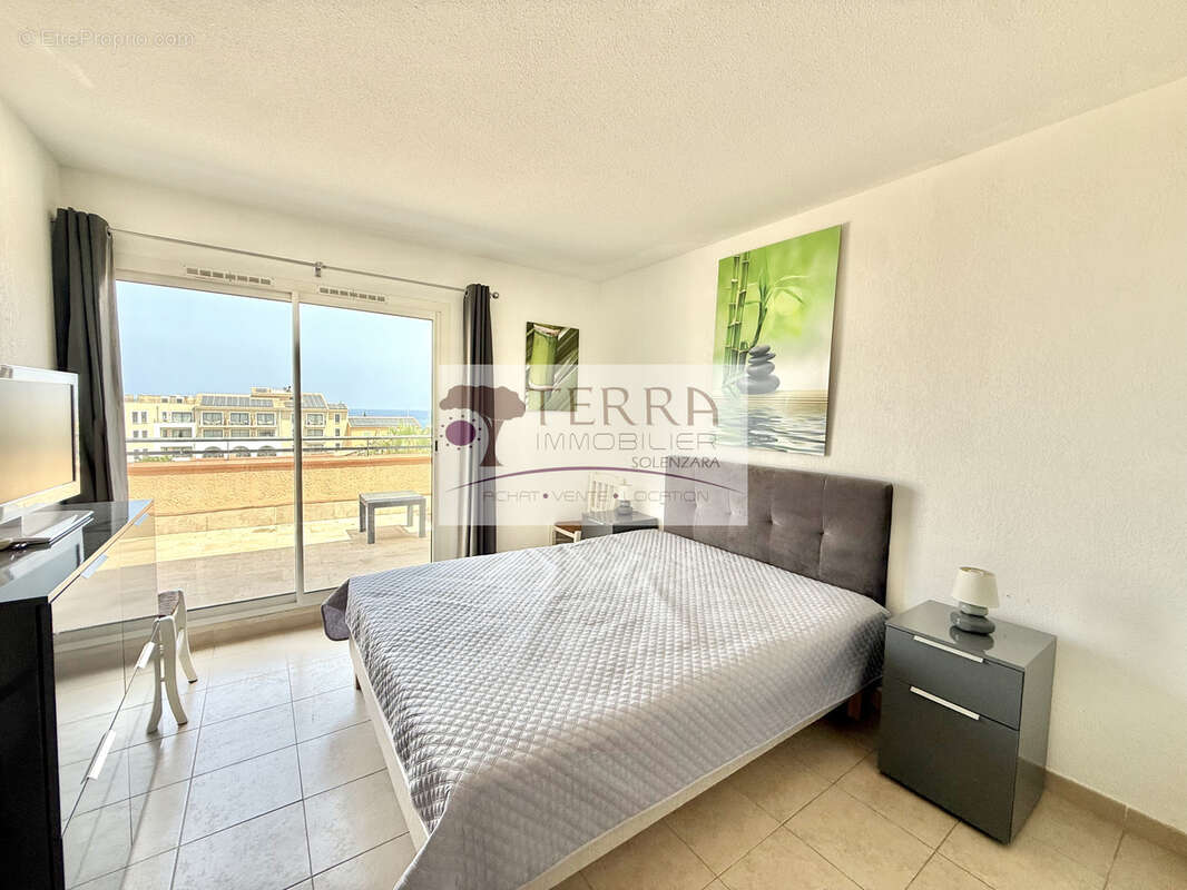 Appartement T4 en duplex de 94 m2 - SOLENZARA - photo 4
