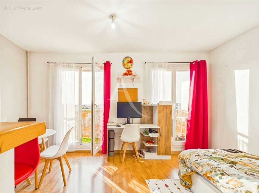 Appartement à MAISONS-ALFORT