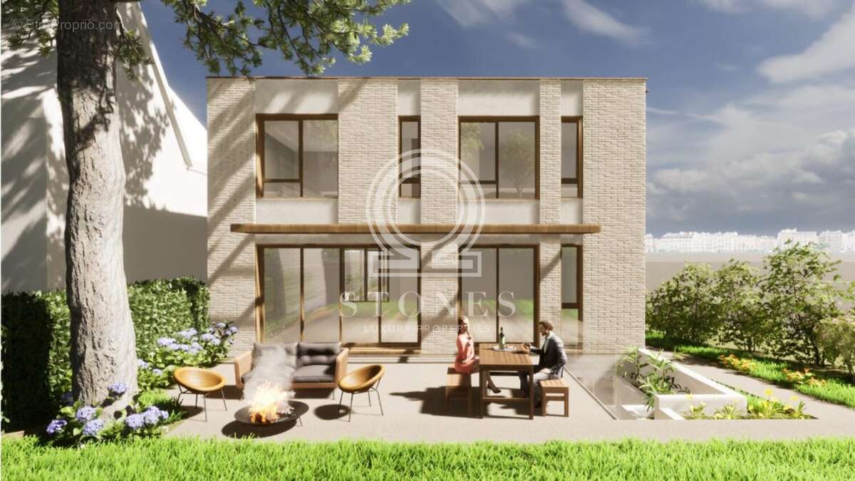 Terrain à LA CELLE-SAINT-CLOUD