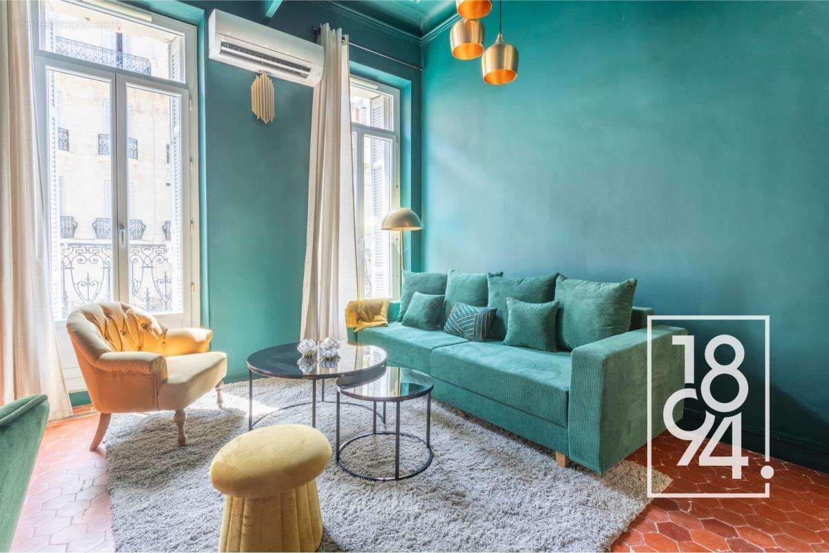 Appartement à MARSEILLE-6E