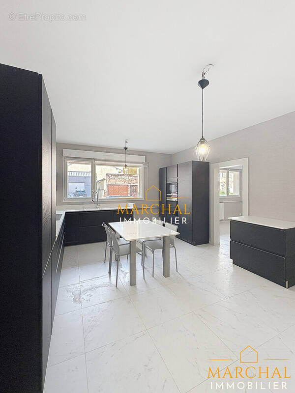 Cuisine équipée 2 - Appartement à METZ