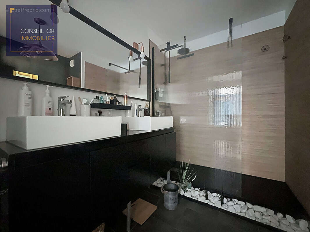 Appartement à FRANCHEVILLE