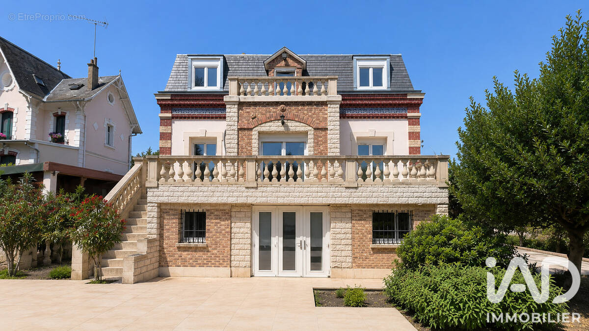 Photo 1 - Maison à CHELLES