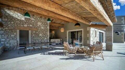 Maison à MAUSSANE-LES-ALPILLES